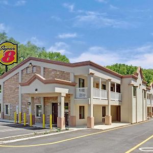 Super 8 By Wyndham Asbury Park